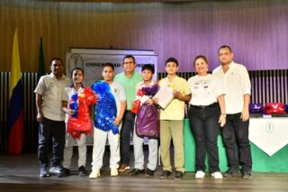 🏅Orgullo Lilegrista en las Olimpiadas Matemáticas 
Tras una intensa jornada de competencia entre 51 colegios de Córdoba, Sucre y Antioquia, nos complace compartir que alcanzamos el segundo puesto en grado 7, gracias al destacado desempeño de Juan Diego Mestra. 
Felicitamos a todos los estudiantes que participaron. ¡Gracias por representar con excelencia y pasión a nuestra institución! 
#olimpiadasmatemáticas #matematicas #somoslilegre #LiceoLeónDeGreiff2025