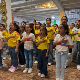 🇨🇴🎓 Celebración del 7 de Agosto en el LILEGRE 🎓🇨🇴

El Liceo León de Greiff conmemoró el 7 de agosto, reafirmando el legado de la independencia y el orgullo colombiano. 💙💛❤️ #somoslilegre #liceoleóndegreiff #somoscomunidad #7deagosto #diaespecial