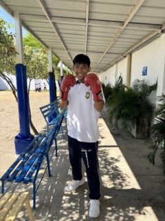 🥊🥈 ¡ORGULLO LILEGRISTA EN EL CUADRILÁTERO! 🥈🥊
Felicitamos con el corazón lleno de alegría a nuestro estudiante Camilo Carrillo Furnieles, del grado 9°A, quien dejó en alto el nombre de nuestra institución al conquistar la Medalla de Plata en la disciplina de Boxeo (categoría 60 kg) durante la Fase Final Departamental de los Juegos Intercolegiados. @liceoleondegreiff @crt.boxing.club_oficial 

¡Felicitaciones, subcampeón! Este es solo el comienzo de grandes victorias. 👏🔥
#orgullolilegrista #juegosintercolegiados #boxeo #talentodeportivo #subcampeondepartamental
